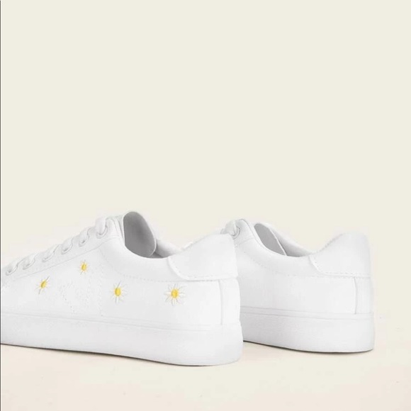 daisy lace-up shoes - Picture 4 of 4